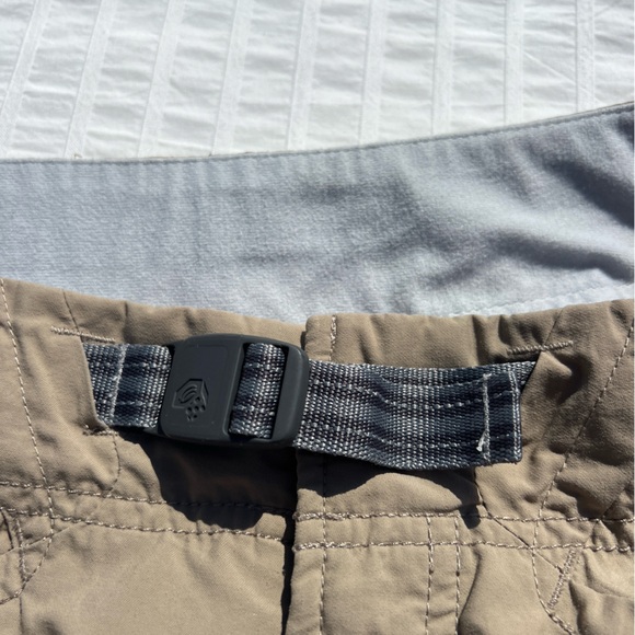 Mountain Hardwear Women's Ramesa Short in Khaki, 6 - Picture 5 of 14